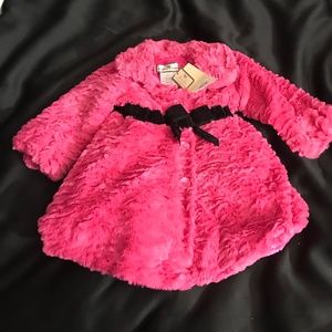 AMERICAN WIDGEON GIRLSIZE 3T Bright PINK FAUX FUR COAT WITH Black Velvet Bow